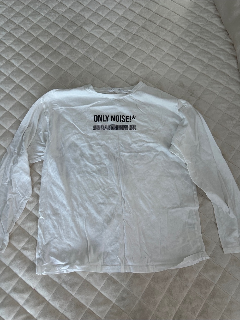 Zara White Long Sleeve 'ONLY NOISE!*' Graphic Tee